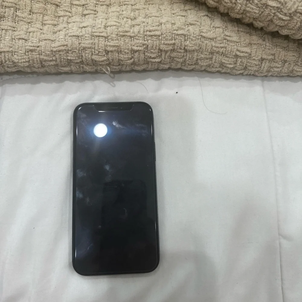 Apple iPhone in Black
